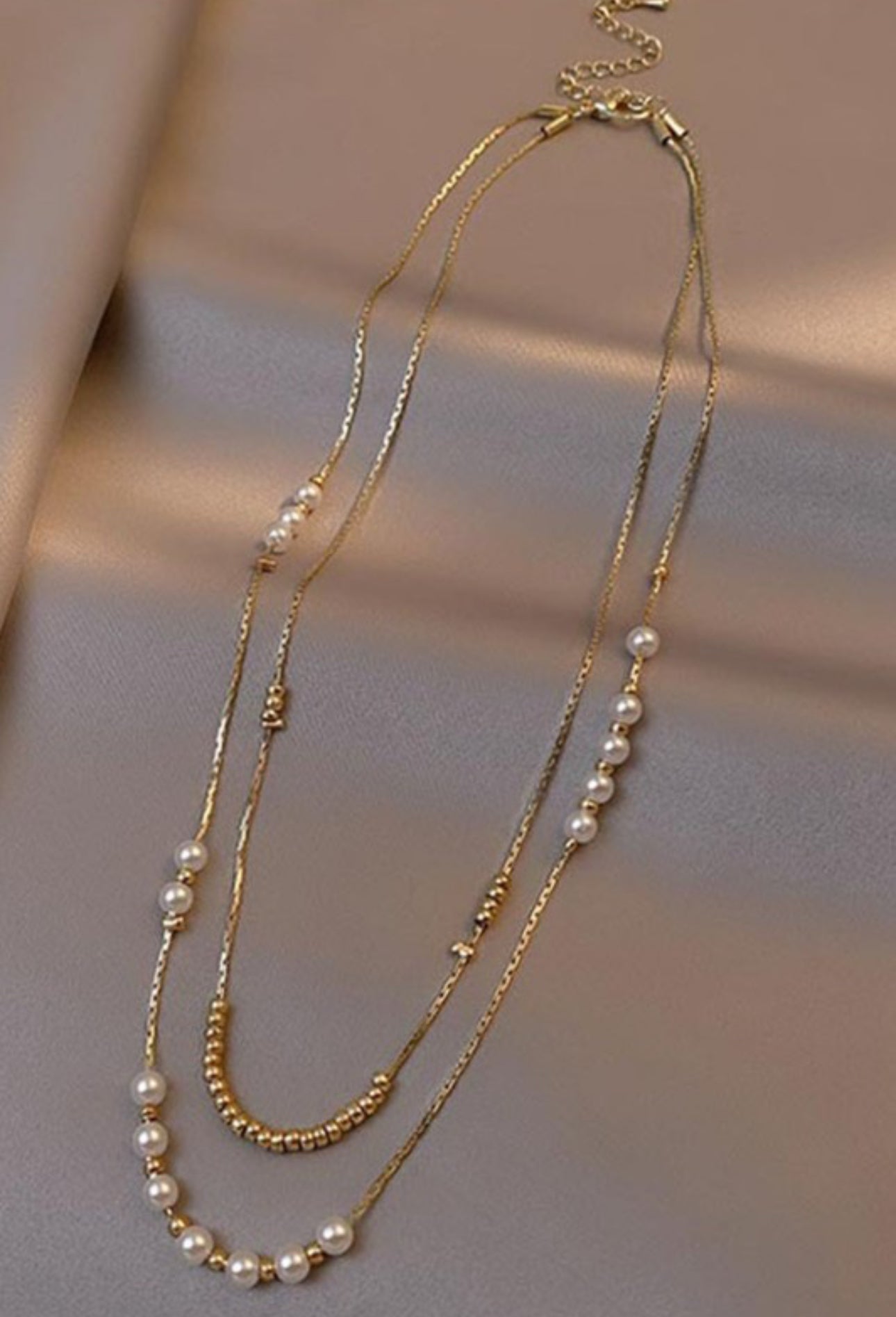 Pearl dainty necklace