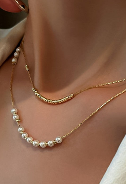 Pearl dainty necklace